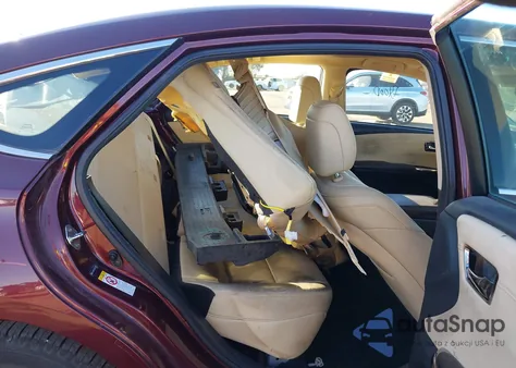 2016 Toyota Avalon Xle Premium z USA, uszkodzony, nr VIN 4T1BK1EB6GU230823